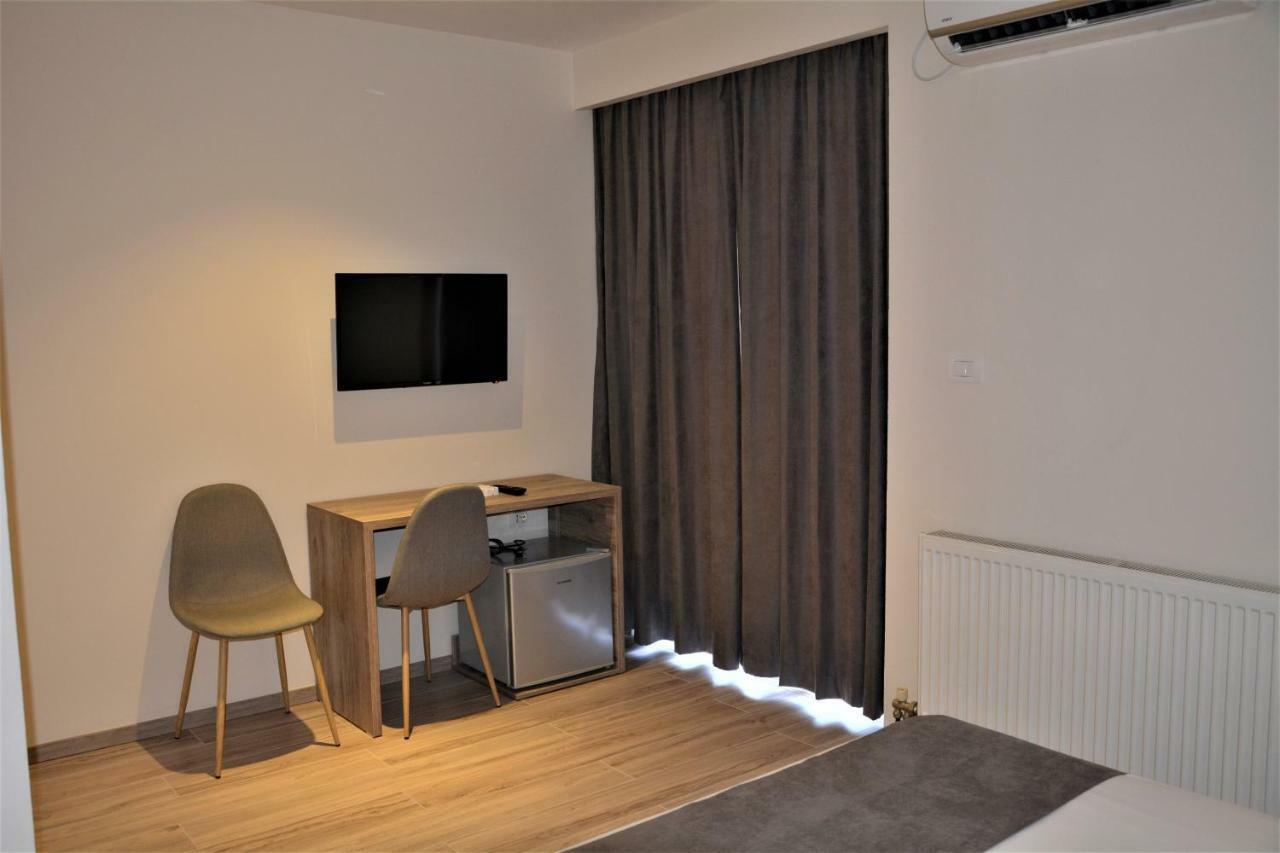 Hotel Vila Nino Berat Exterior photo