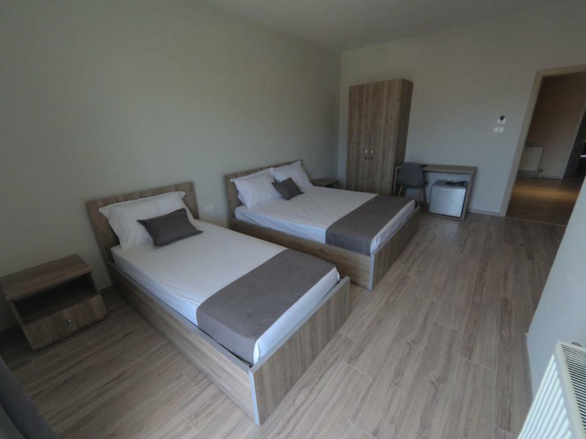 Hotel Vila Nino Berat Exterior photo